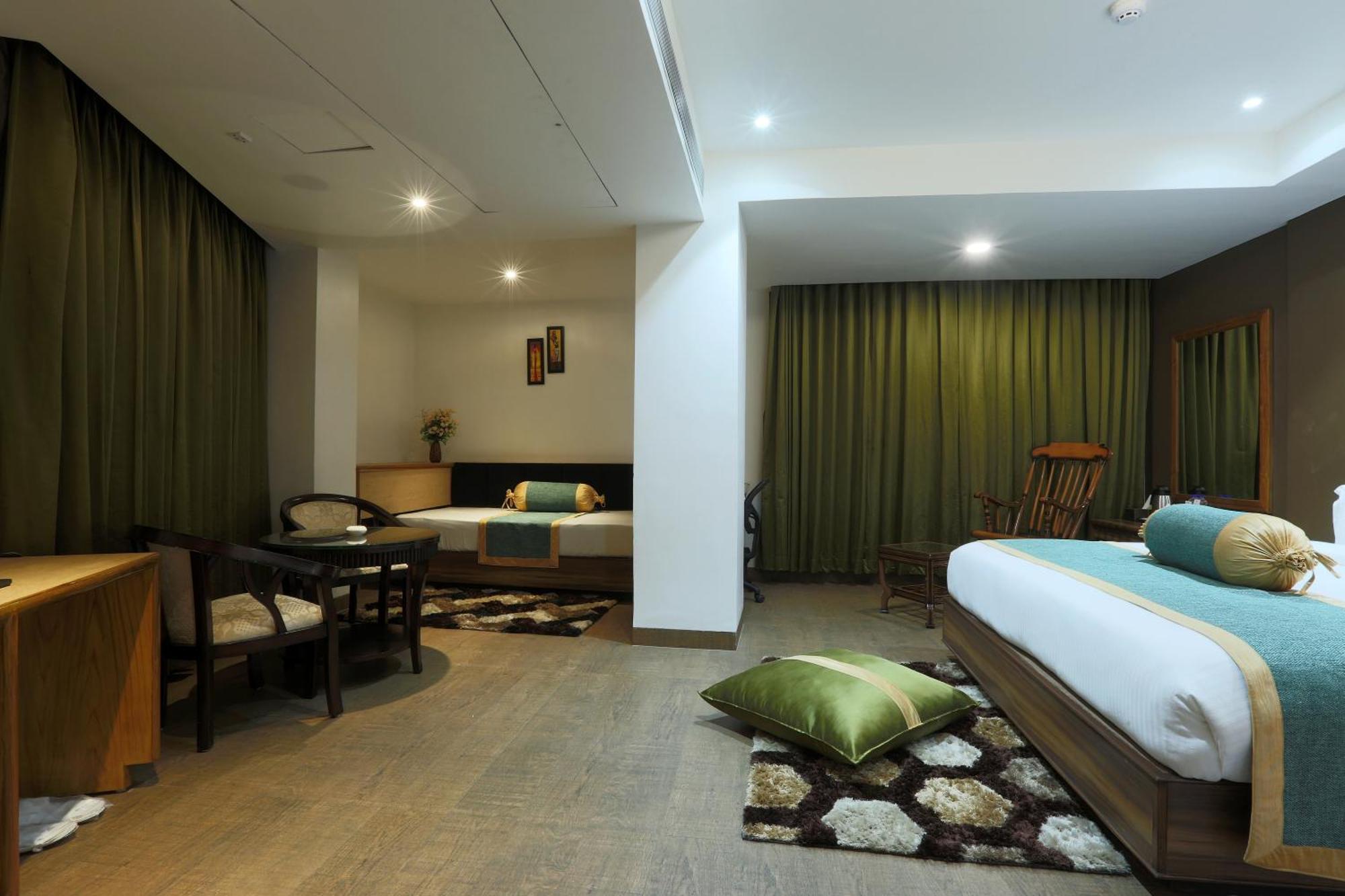 Hotel Prithvi Palace Igi Airport Delhi Нью-Дели Экстерьер фото