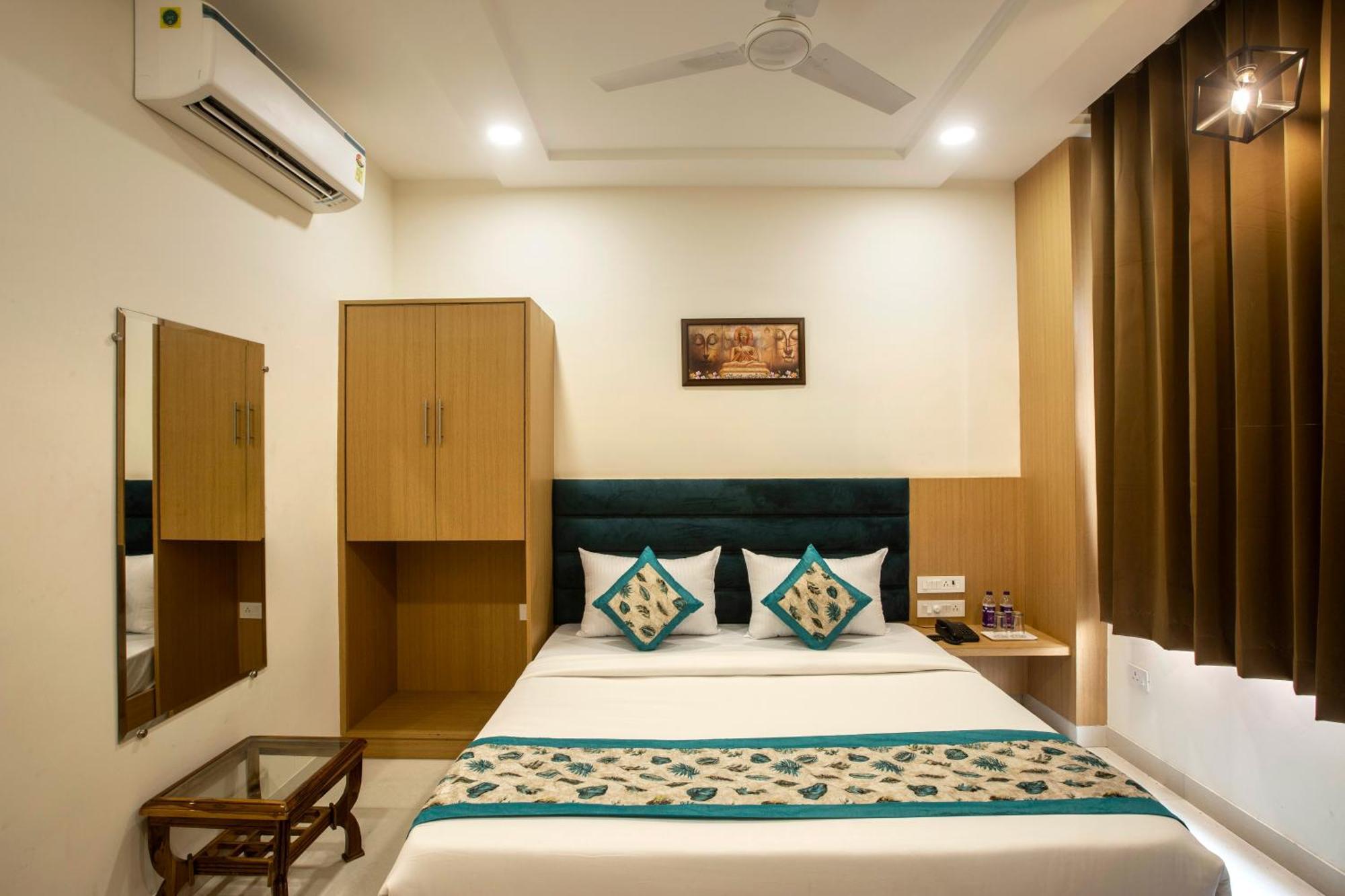 Hotel Prithvi Palace Igi Airport Delhi Нью-Дели Экстерьер фото
