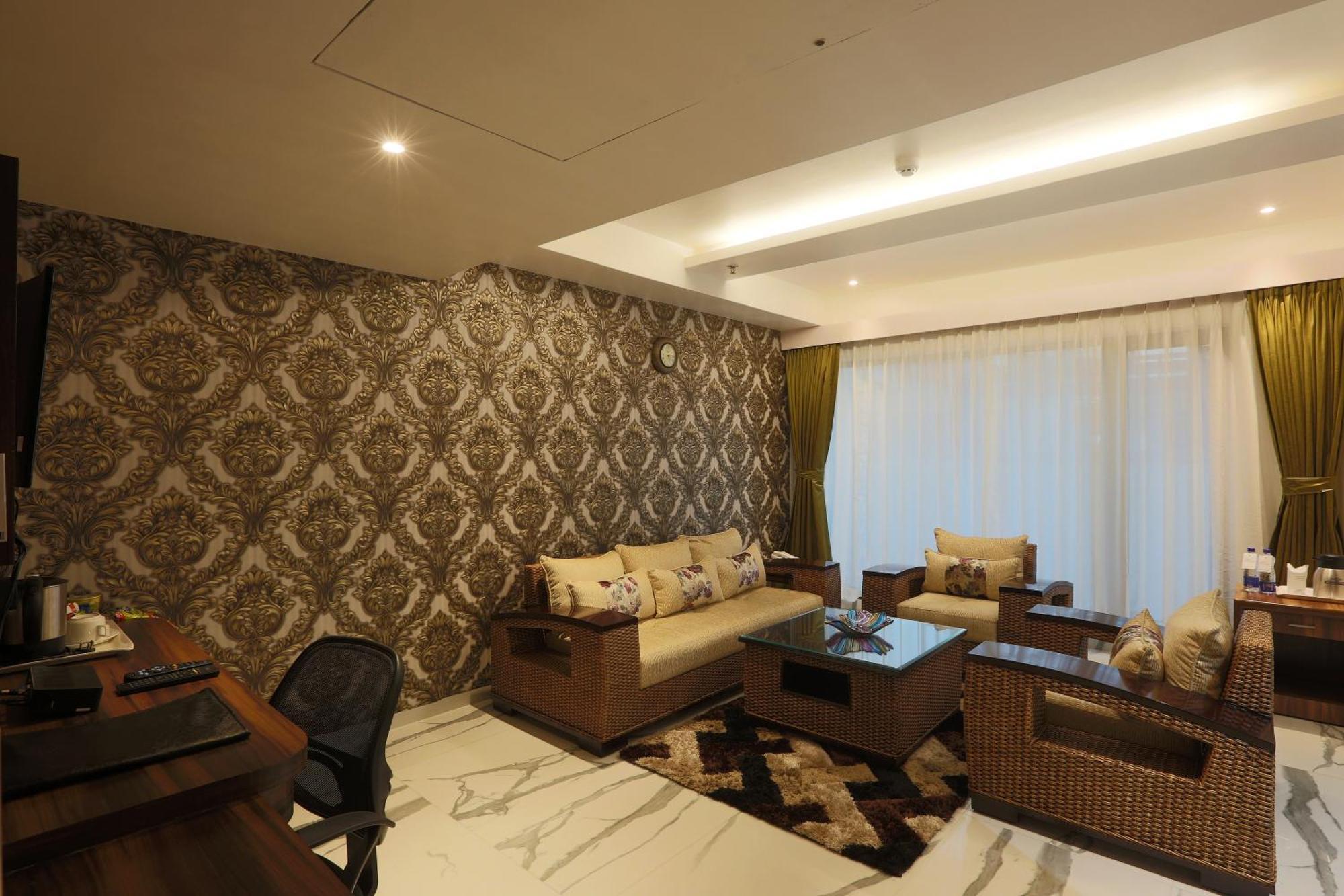Hotel Prithvi Palace Igi Airport Delhi Нью-Дели Экстерьер фото